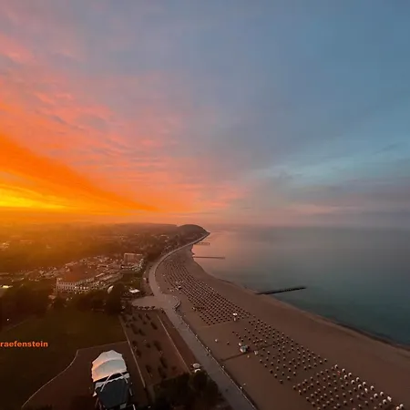 Meeresrauschen 2-zimmer App Mit Meerblick 28 Etage Am Strand Gelegen Lägenhet