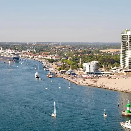 Meeresrauschen 2-zimmer App Mit Meerblick 28 Etage Am Strand Gelegen * Lübeck